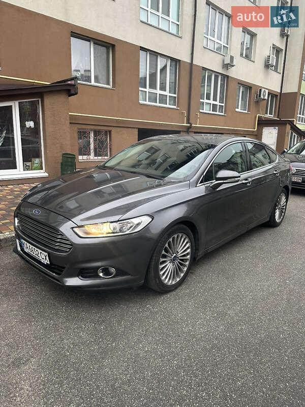 Седан Ford Fusion 2015 в Киеве