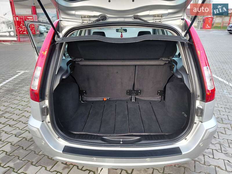 Хэтчбек Ford Fusion 2009 в Виннице