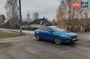 Седан Ford Fusion 2019 в Чернигове
