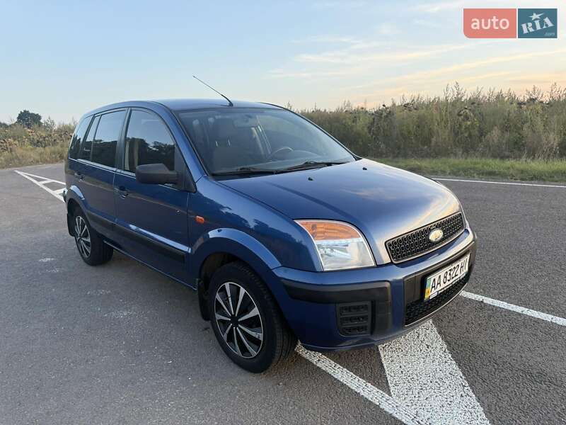 Хэтчбек Ford Fusion 2008 в Ичне фото 15 Хэтчбек Ford Fusion 2008 в Ичне