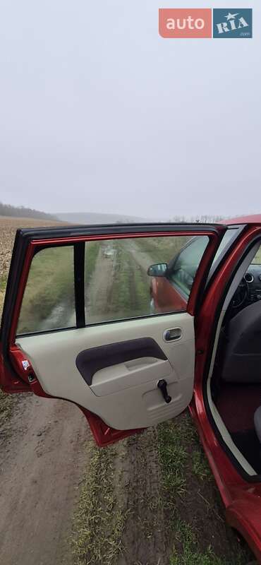 Хэтчбек Ford Fusion 2005 в Ладыжине фото 29 Хэтчбек Ford Fusion 2005 в Ладыжине