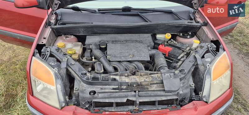 Хэтчбек Ford Fusion 2005 в Ладыжине фото 41 Хэтчбек Ford Fusion 2005 в Ладыжине