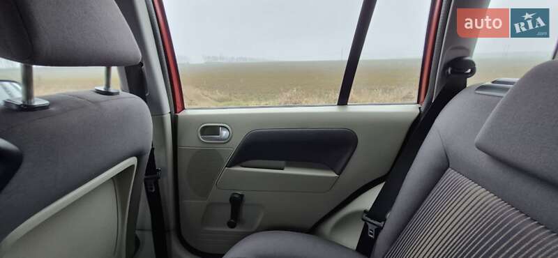 Хэтчбек Ford Fusion 2005 в Ладыжине фото 51 Хэтчбек Ford Fusion 2005 в Ладыжине