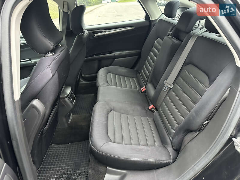 Седан Ford Fusion 2014 в Киеве