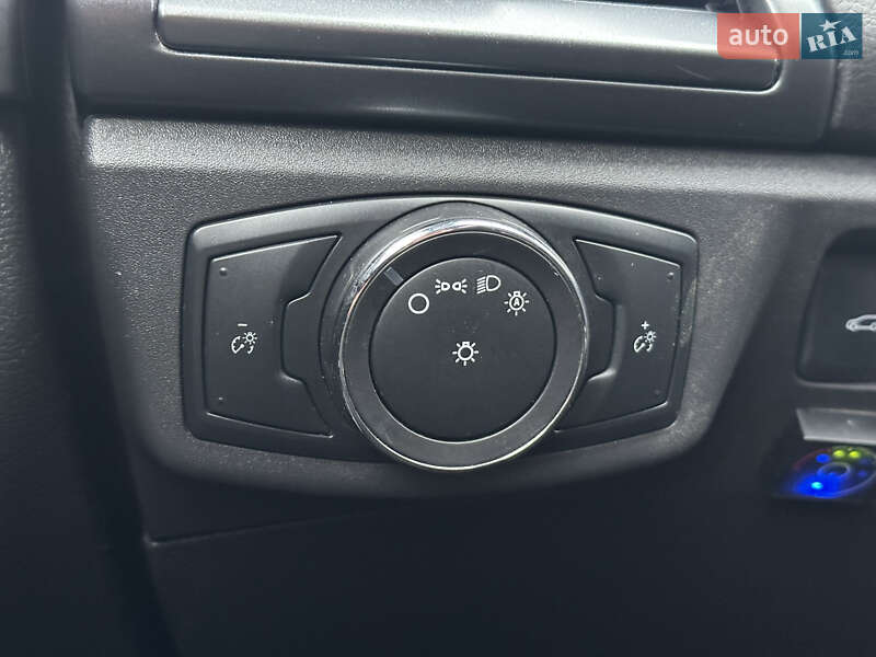 Седан Ford Fusion 2014 в Киеве