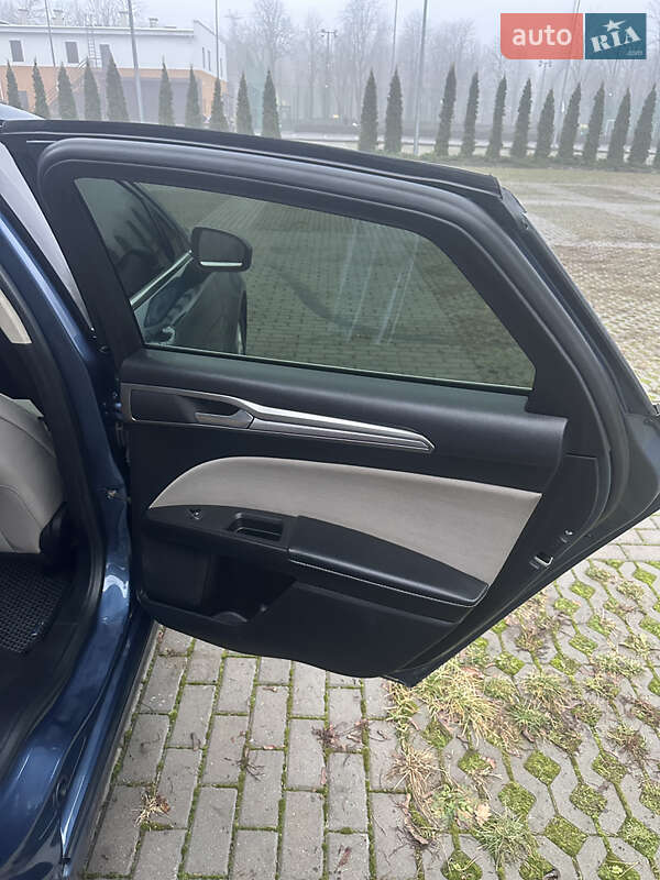 Седан Ford Fusion 2018 в Кривом Роге