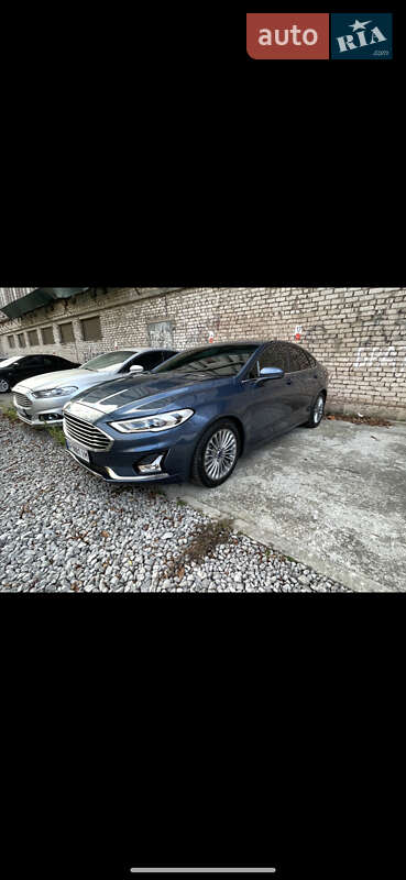 Седан Ford Fusion 2018 в Кривом Роге