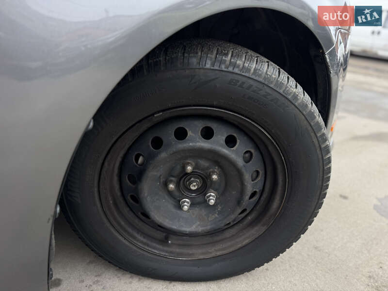 Седан Ford Fusion 2011 в Бердичеве