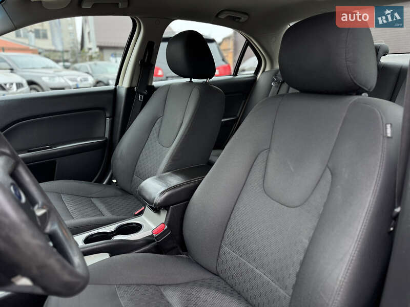 Седан Ford Fusion 2011 в Бердичеве
