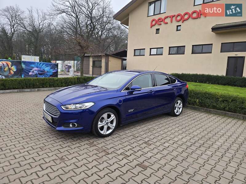 Седан Ford Fusion 2015 в Киеве