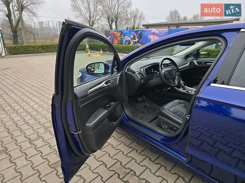 Седан Ford Fusion 2015 в Киеве