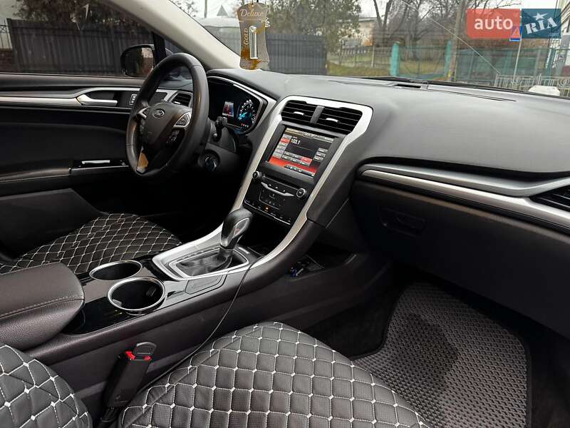 Седан Ford Fusion 2013 в Киеве