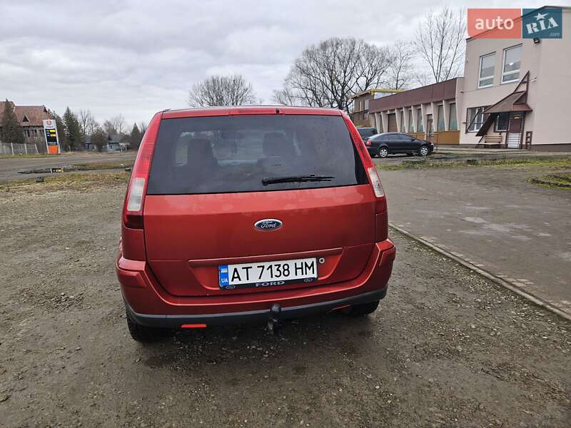 Хэтчбек Ford Fusion 2006 в Долине