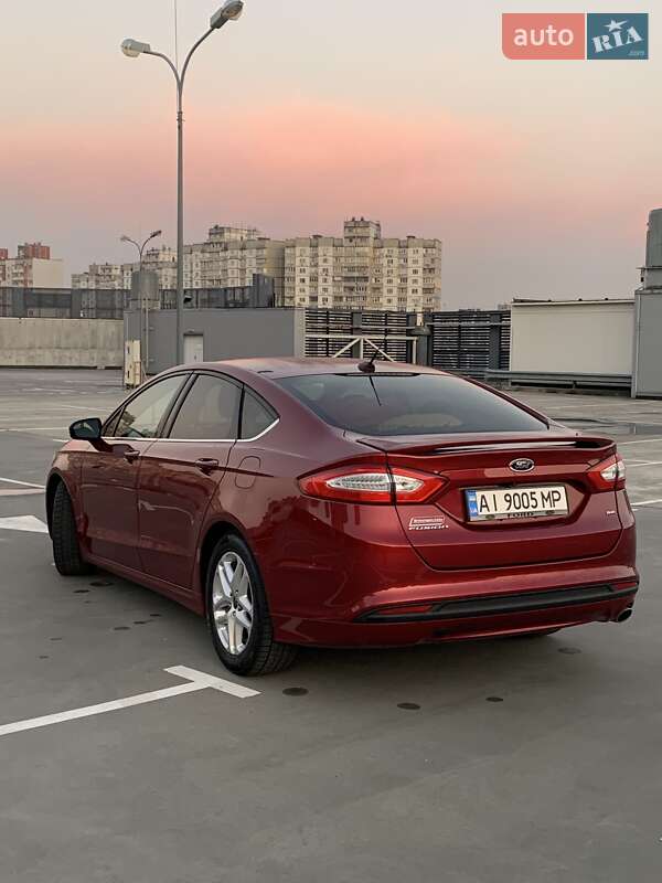 Седан Ford Fusion 2015 в Киеве