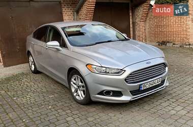 Седан Ford Fusion 2013 в Львові