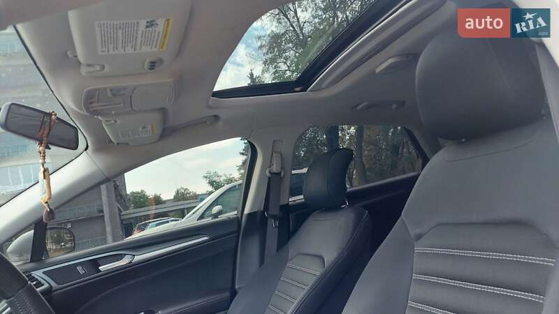 Седан Ford Fusion 2012 в Днепре