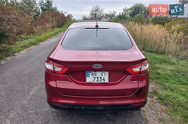 Седан Ford Fusion 2016 в Ровно