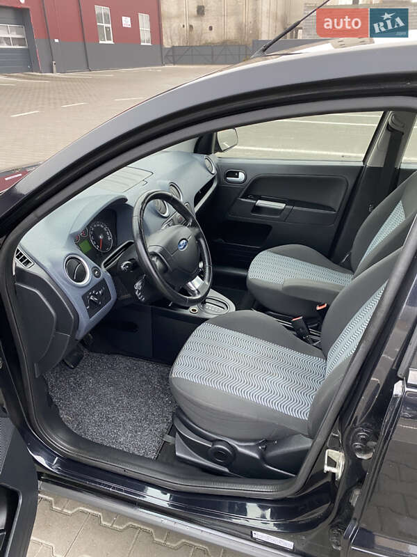 Хэтчбек Ford Fusion 2008 в Киеве