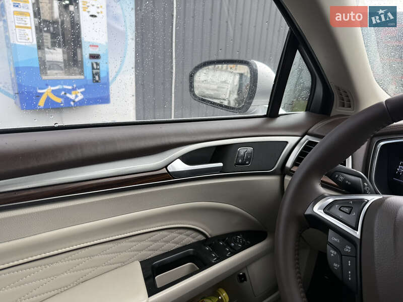 Седан Ford Fusion 2016 в Киеве фото 17 Седан Ford Fusion 2016 в Киеве
