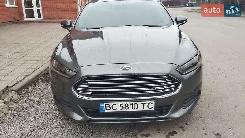 Седан Ford Fusion 2016 в Бершади