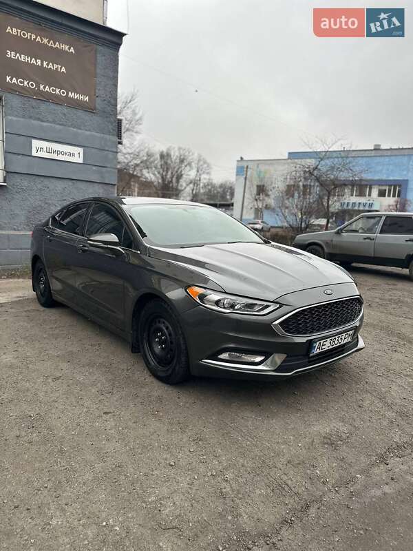 Седан Ford Fusion 2017 в Каменском