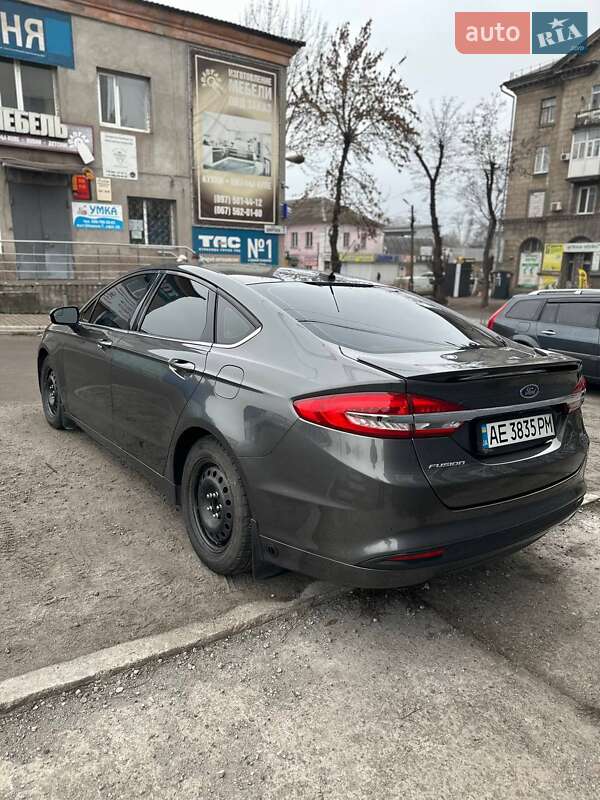 Седан Ford Fusion 2017 в Каменском
