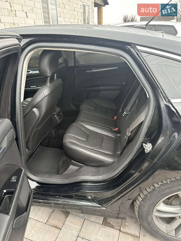 Седан Ford Fusion 2015 в Переяславі