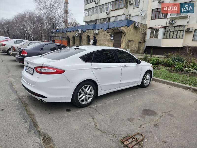 Седан Ford Fusion 2015 в Запорожье