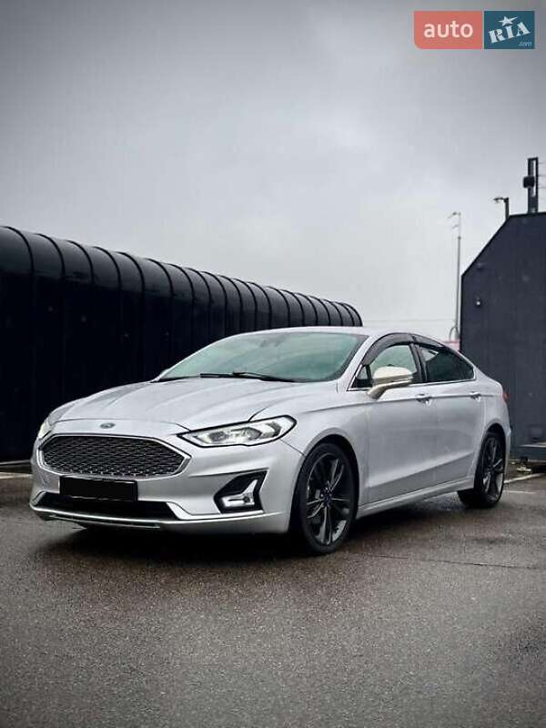 Ford Fusion 2019