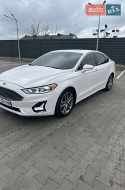 Седан Ford Fusion 2019 в Николаеве