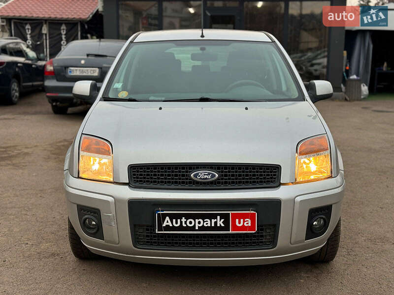 Хэтчбек Ford Fusion 2010 в Виннице