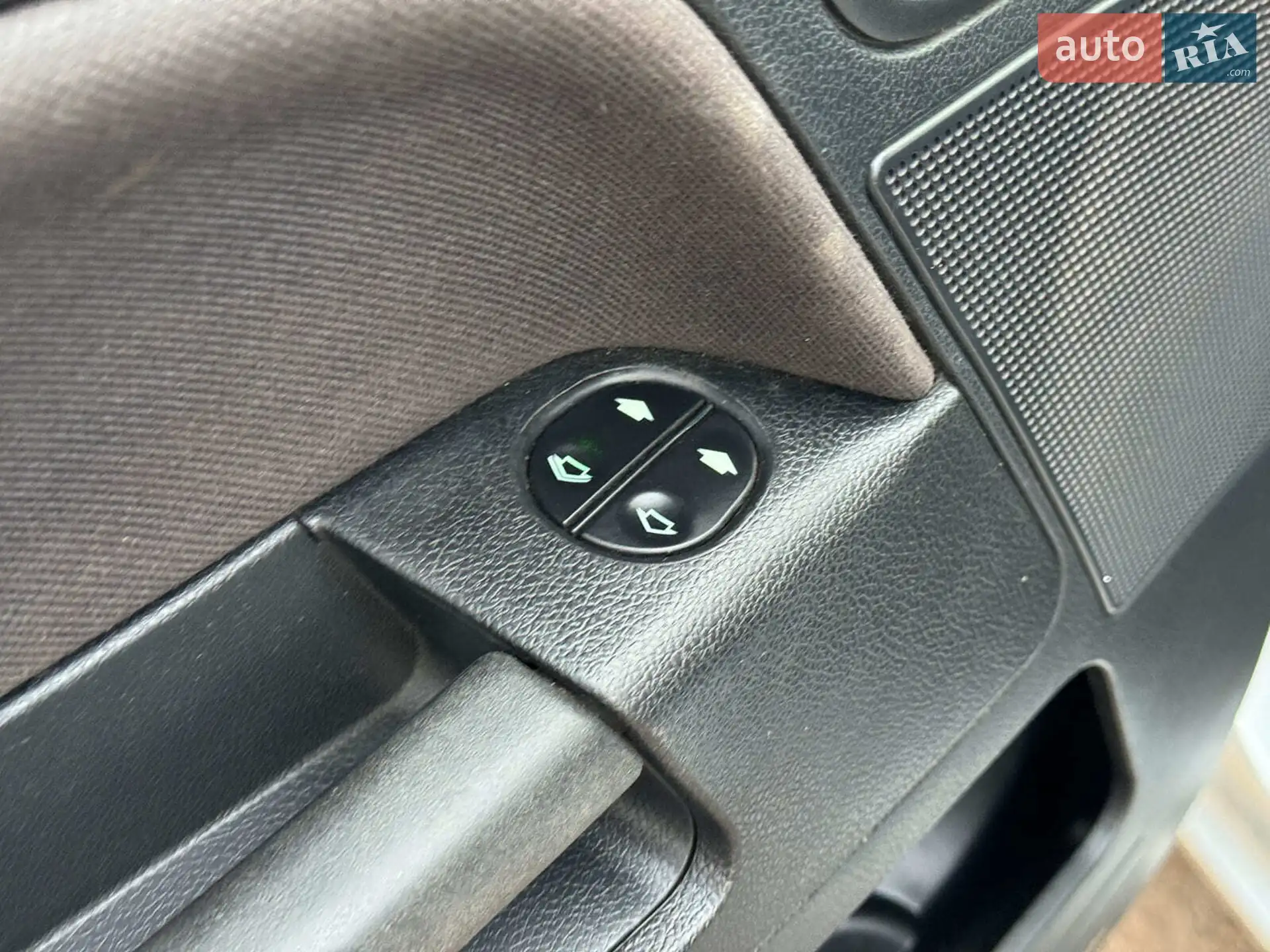 2010 Ford Fusion - мініатюра 12