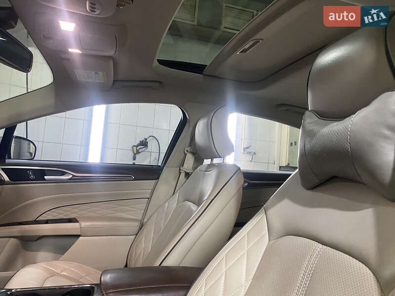 Седан Ford Fusion 2016 в Киеве