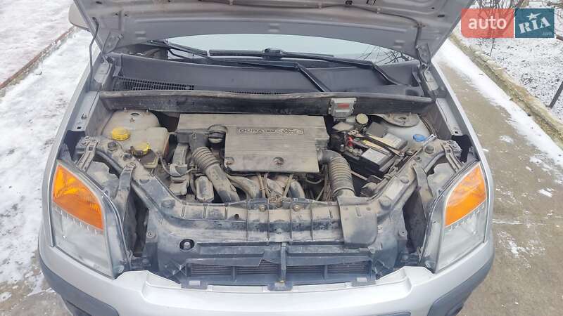 Хетчбек Ford Fusion 2008 в Летичіві