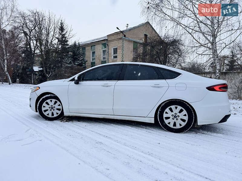 Седан Ford Fusion 2019 в Борисполе