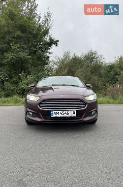 Седан Ford Fusion 2012 в Ровно