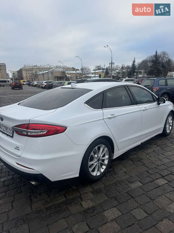 Седан Ford Fusion 2019 в Харькове