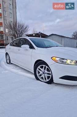 Седан Ford Fusion 2015 в Кременчуге