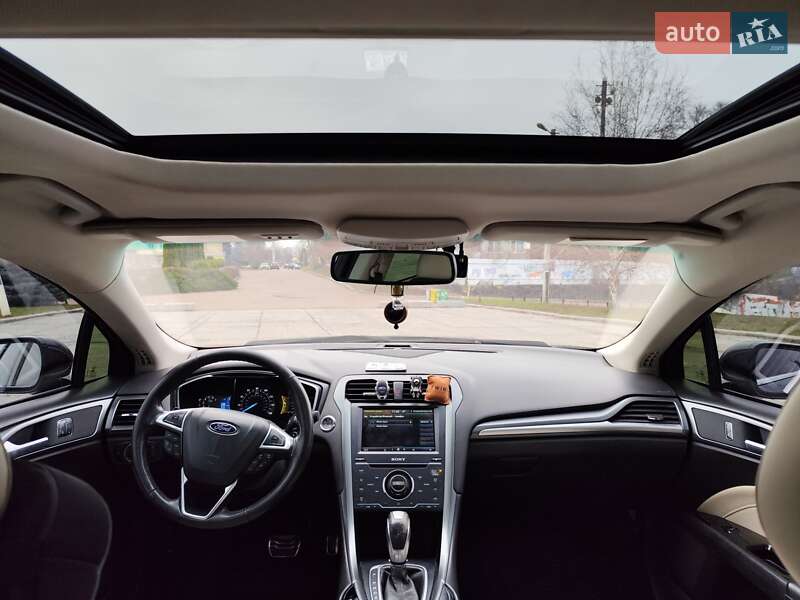 Седан Ford Fusion 2014 в Черкасах