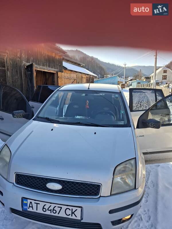 Хетчбек Ford Fusion 2005 в Верховині фото 3 Хетчбек Ford Fusion 2005 в Верховині