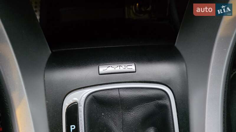 Седан Ford Fusion 2015 в Умани