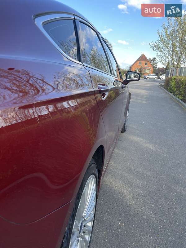 Седан Ford Fusion 2013 в Києві