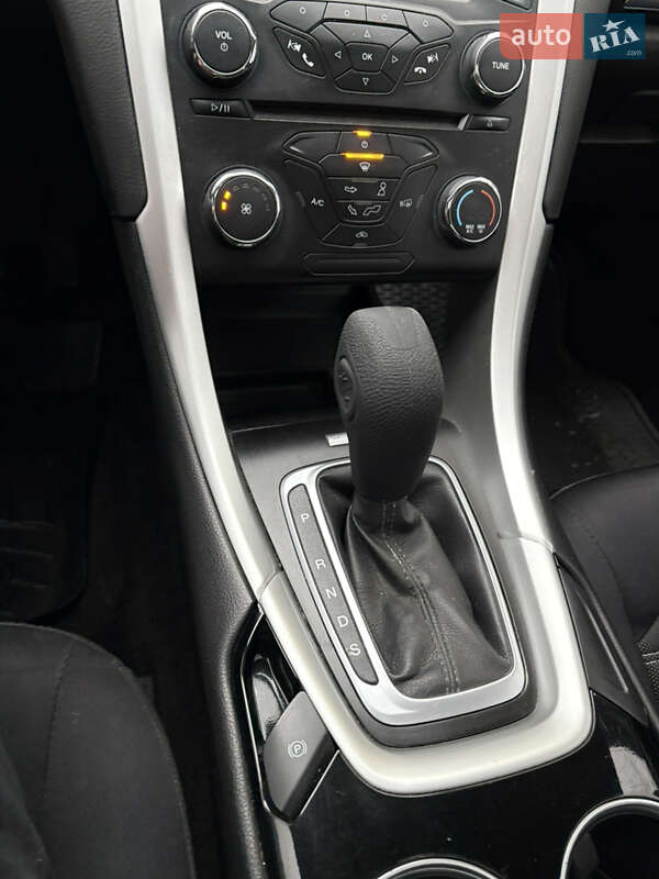 Седан Ford Fusion 2014 в Радивиліві фото 13 Седан Ford Fusion 2014 в Радивиліві