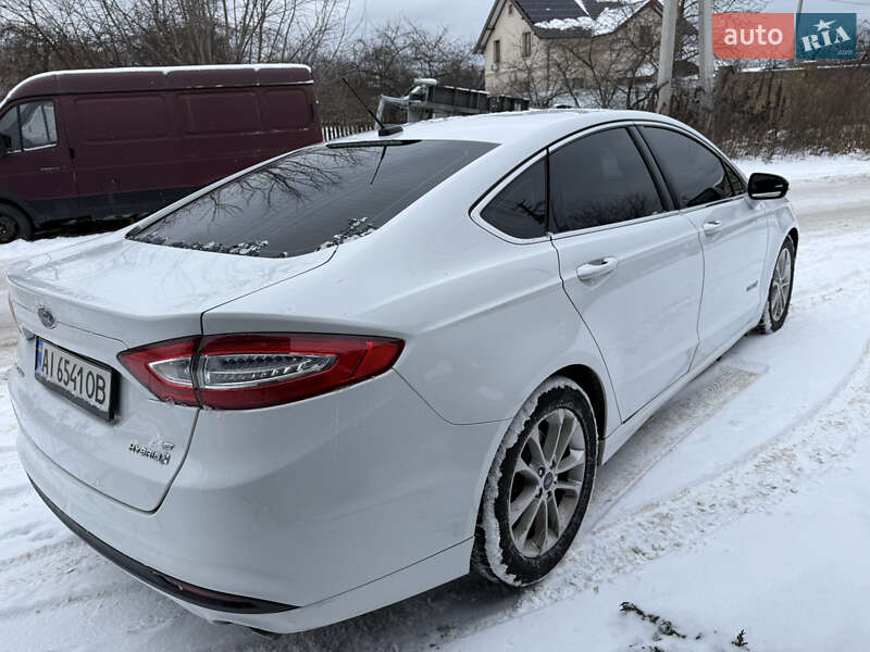 Седан Ford Fusion 2016 в Києві