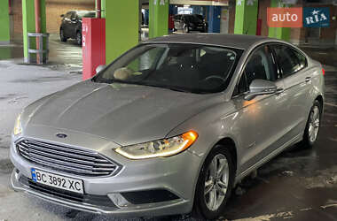 Седан Ford Fusion 2018 в Львове