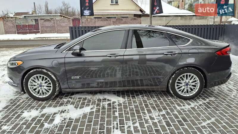 Седан Ford Fusion 2017 в Покрові