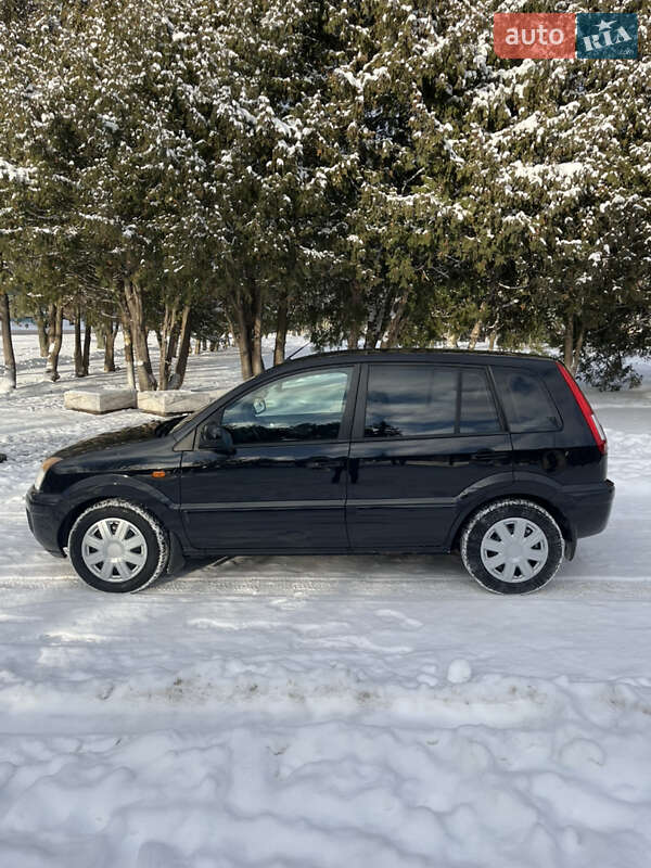 Хетчбек Ford Fusion 2011 в Ніжині