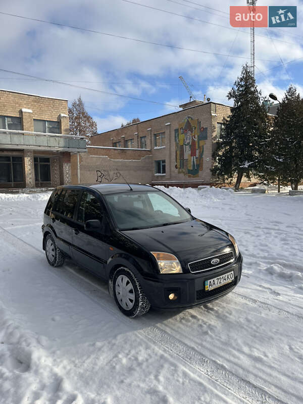 Хетчбек Ford Fusion 2011 в Ніжині