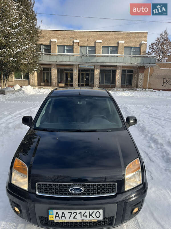 Хетчбек Ford Fusion 2011 в Ніжині