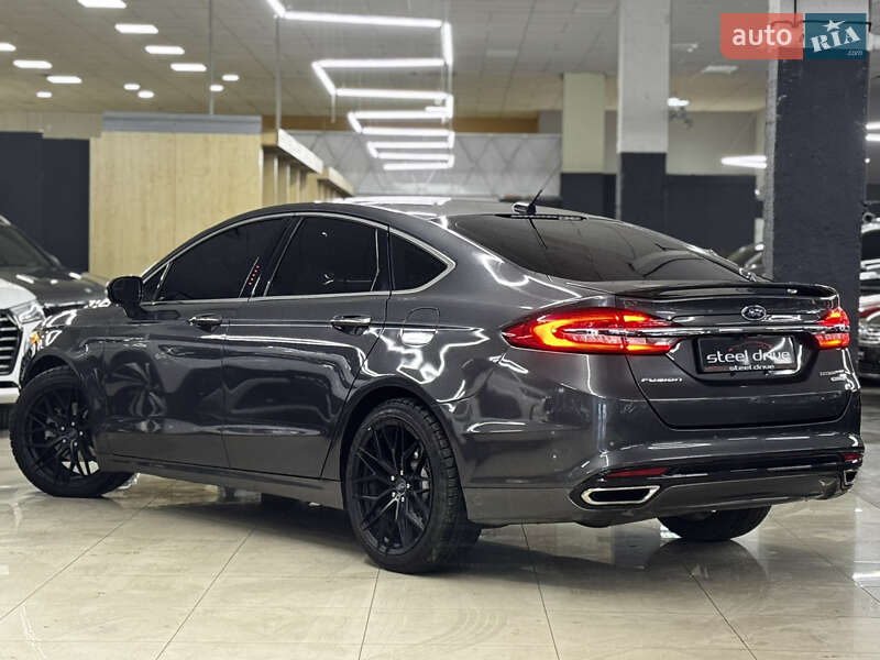 Седан Ford Fusion 2016 в Миколаєві